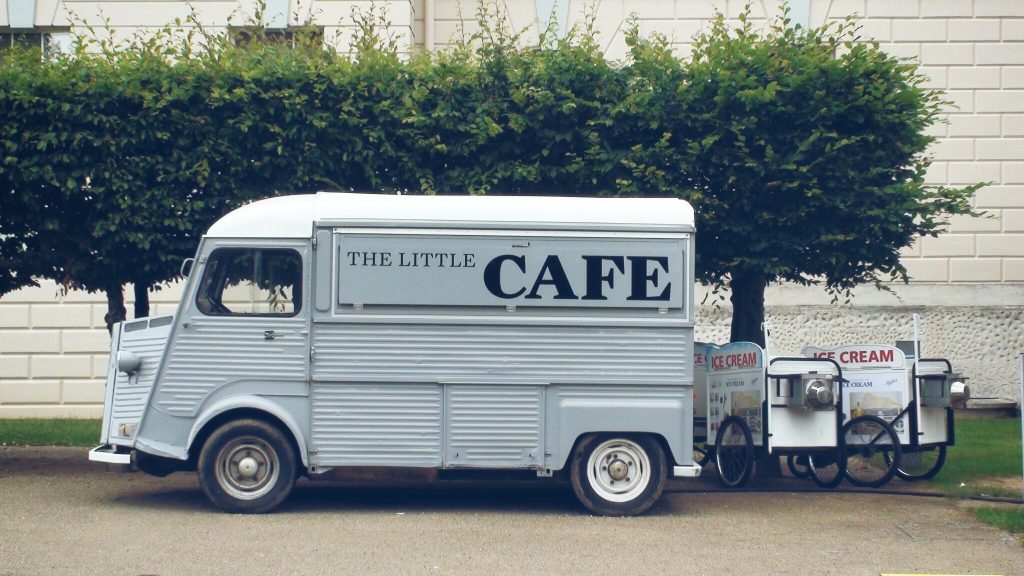 10-things-every-food-truck-should-be-doing-with-facebook-ads1