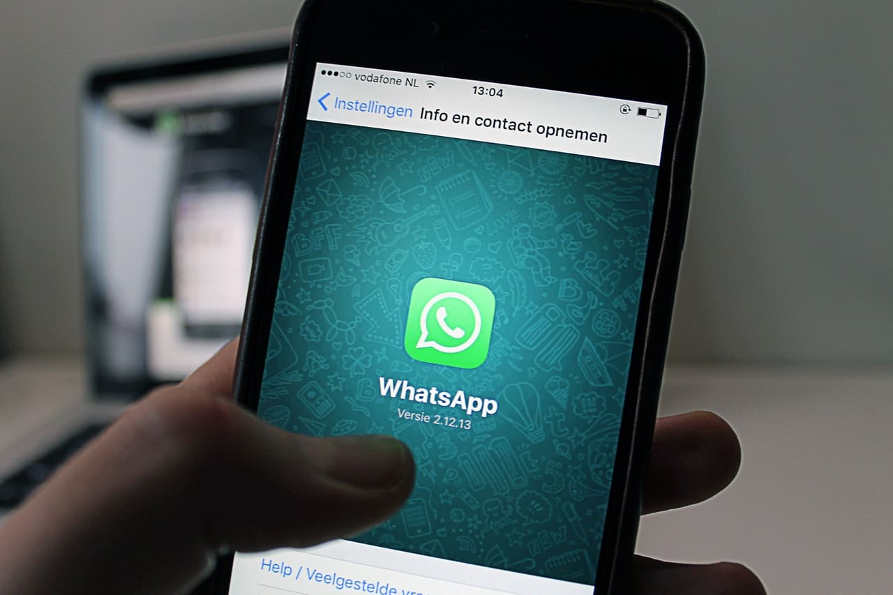 Chat ads to whatsapp click facebook How to