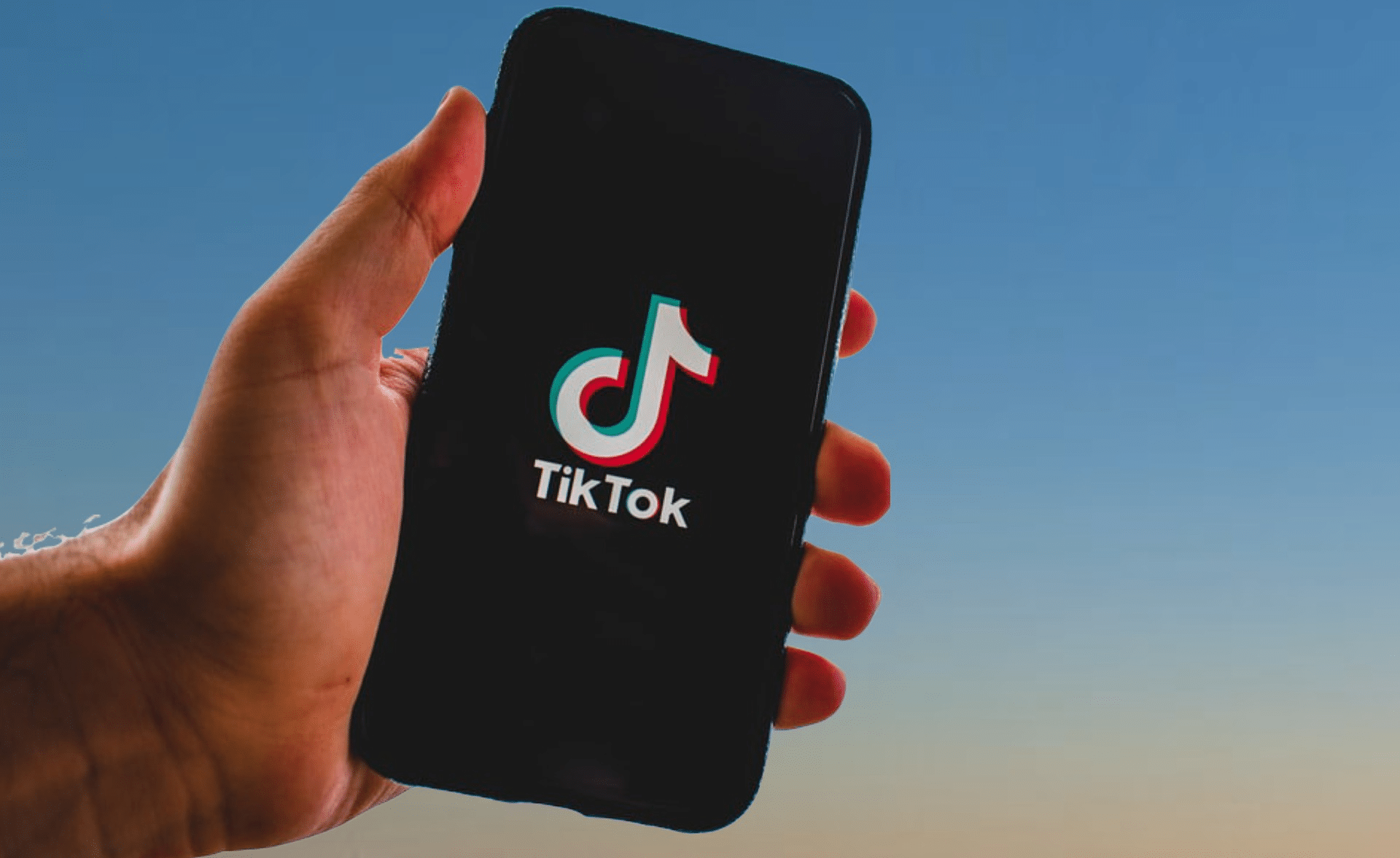 How to Combine Photos and Videos on TikTok