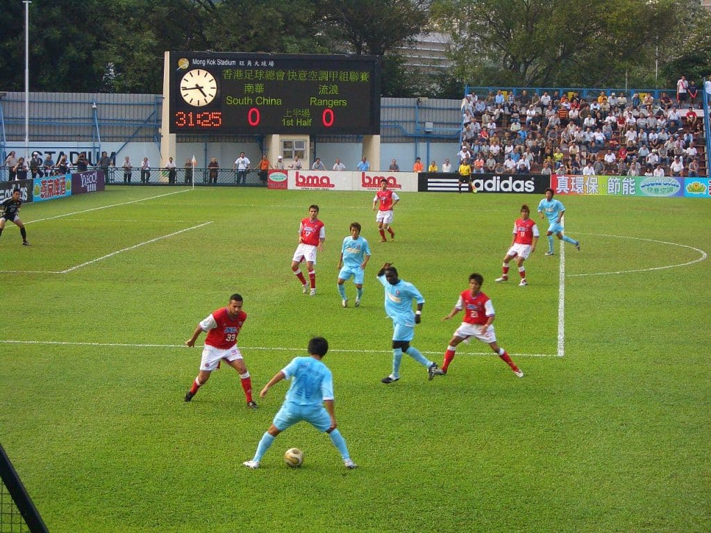 Football match between South China and Rangers, Shenzhen advertising agency