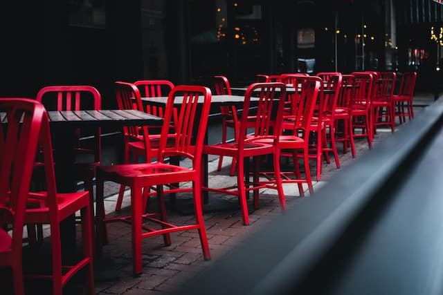 outdoor restaurant in downtown Indianapolis advertising agency