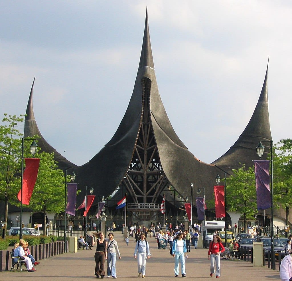 Tourists at The entrance of the Efteling theme park, Tourism Theme Park Advertising Agency.
