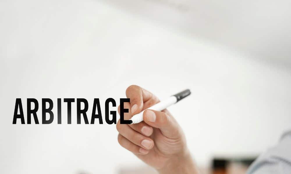 image for online arbitrage vs retail arbitrage 1